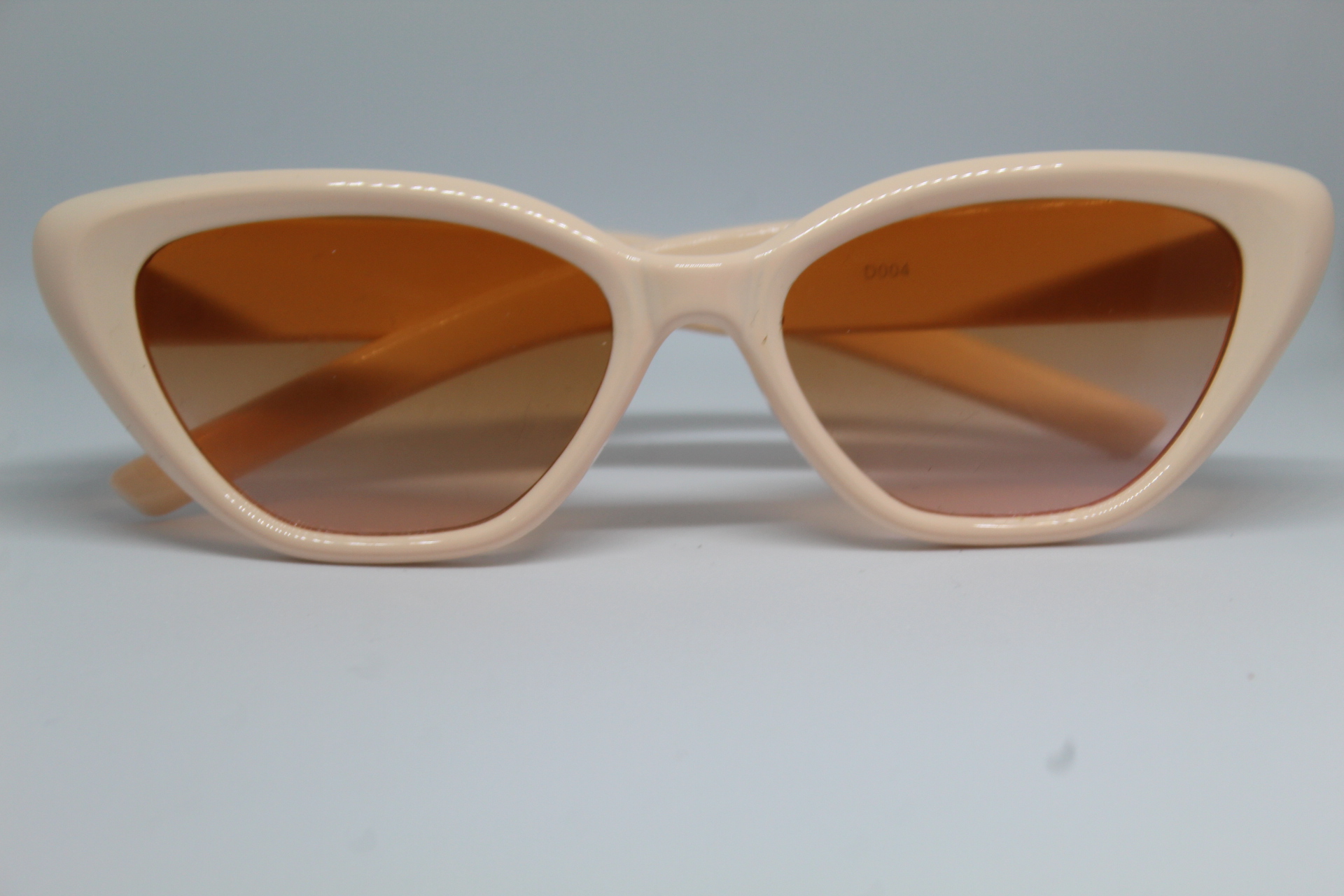 Cat Eye Peach Sunglasses - Image 2