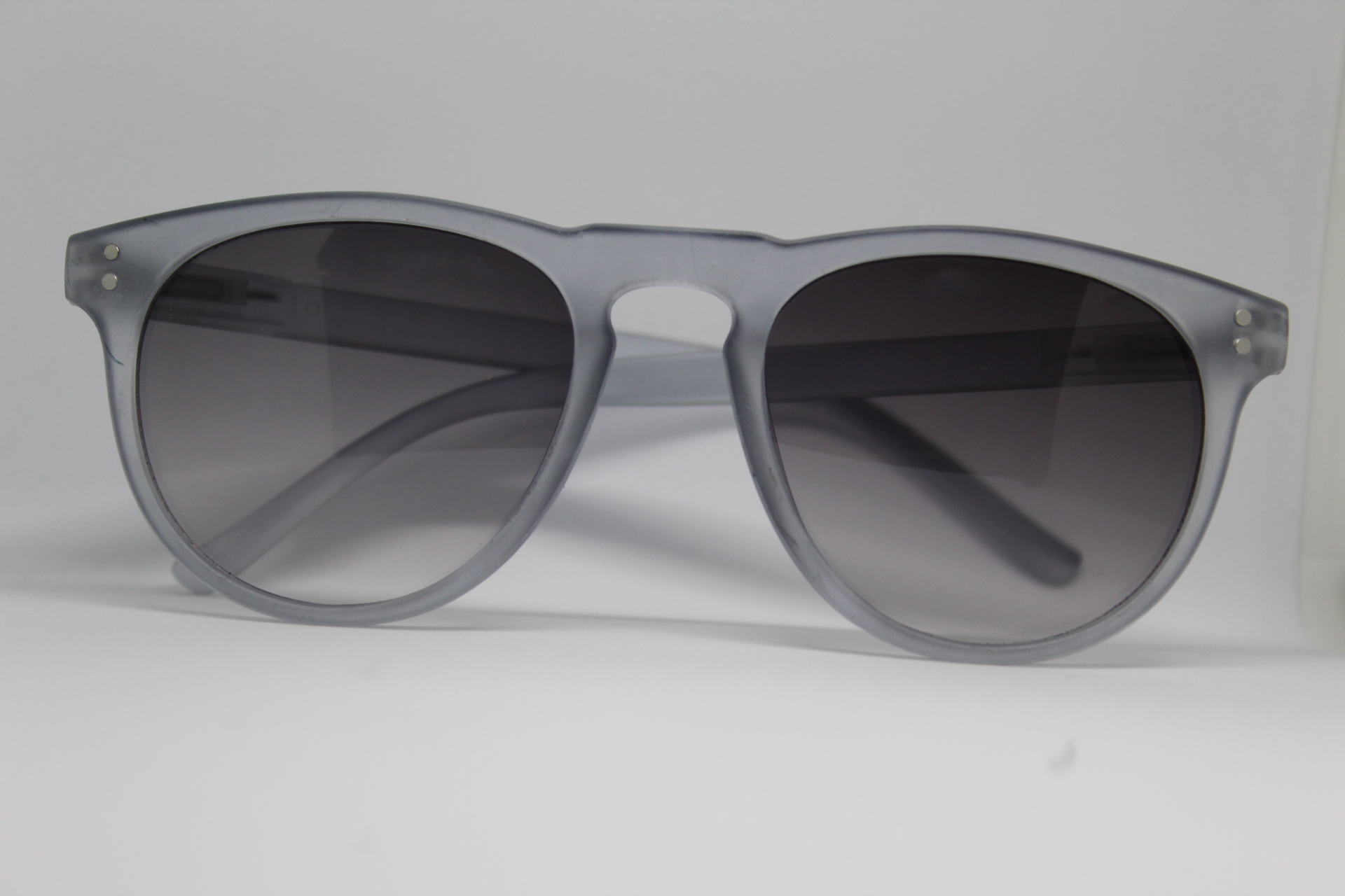 Grey Wayfarer Sunglasses